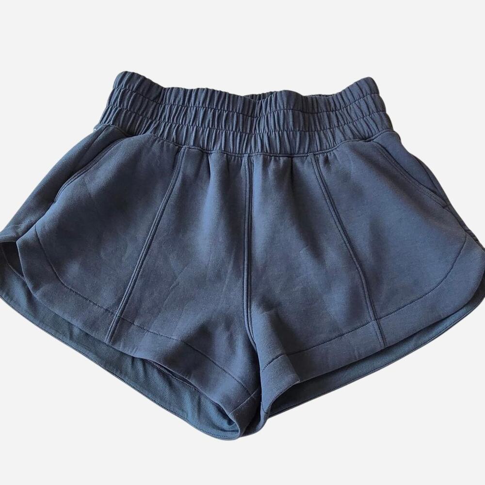 Abercrombie athletic your personal best athleisure neoknit scuba shorts small